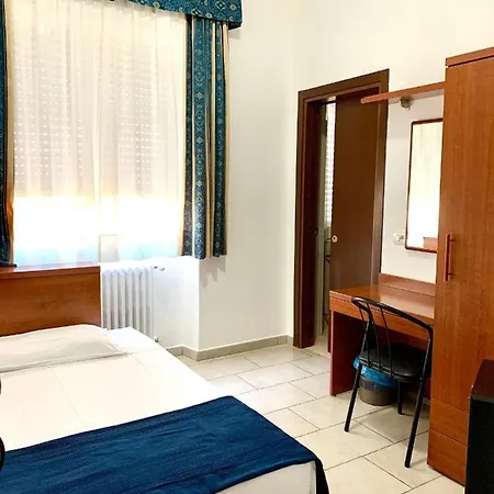 Szálloda Alessander 2*