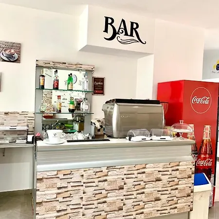 Alessander 2* Milánó