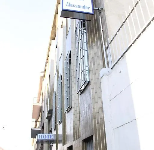 Hotel Alessander 2*