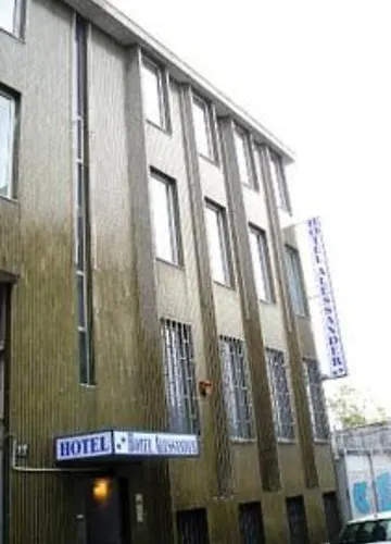 Alessander Hotel