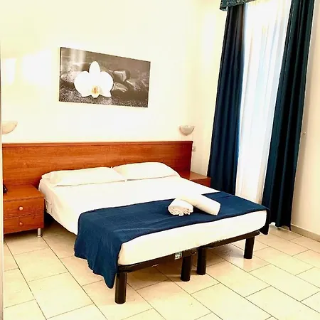 Alessander Hotel